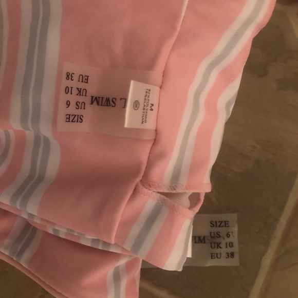 2 piece Bikini - Picture 3 of 3